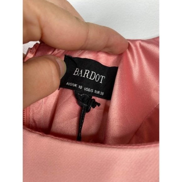 Bardot Scoop Neck Esther Frill Women's Dress In Peachy Pink Size: Small NWT - Picture 4 of 7